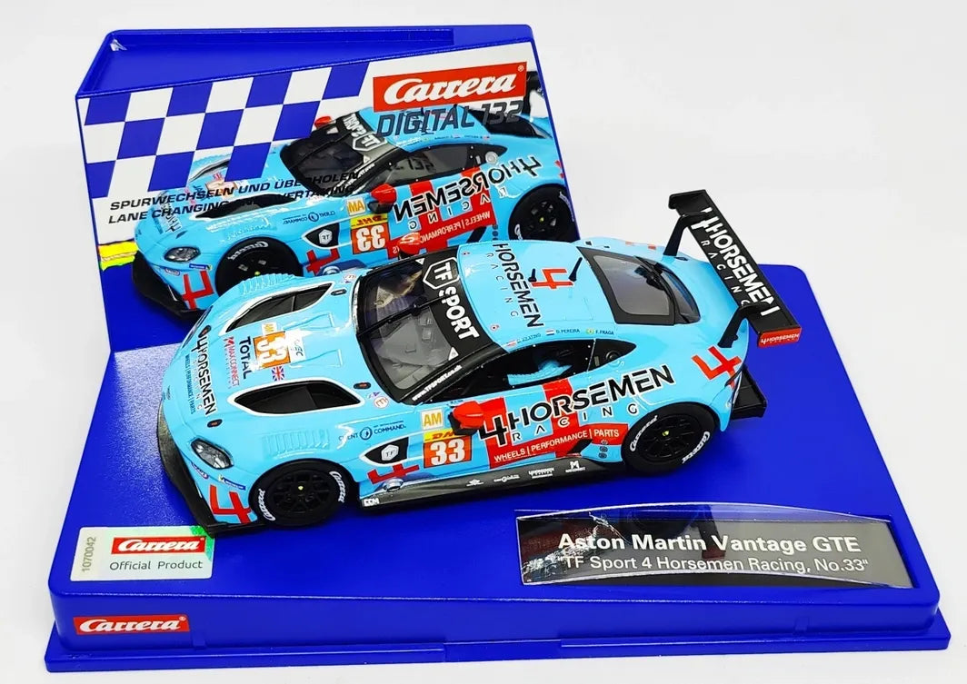 Carrera 31074 Aston Martin Vantage GTE "TF Sport 4 Horsemen Racing, No. 33", Digital 1/32