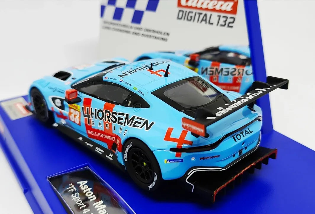 Carrera 31074 Aston Martin Vantage GTE "TF Sport 4 Horsemen Racing, No. 33", Digital 1/32