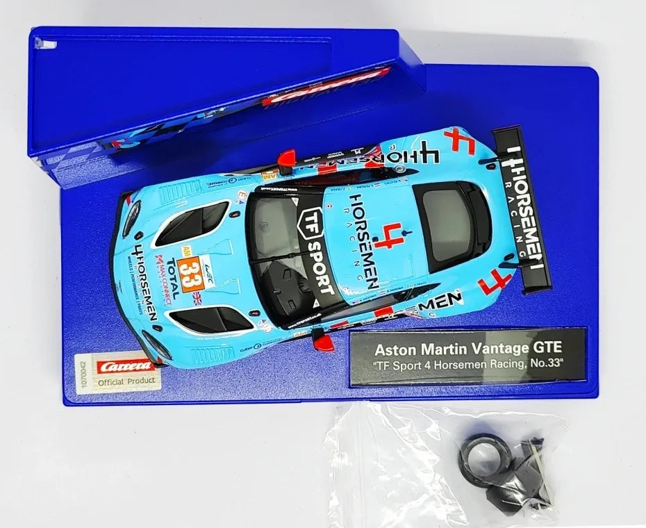 Carrera 31074 Aston Martin Vantage GTE "TF Sport 4 Horsemen Racing, No. 33", Digital 1/32