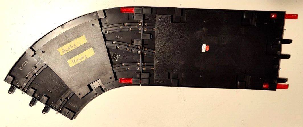 Carrera 30364 Digital 124/132 Lane Change Curve Right, In to Out ANALOG READY