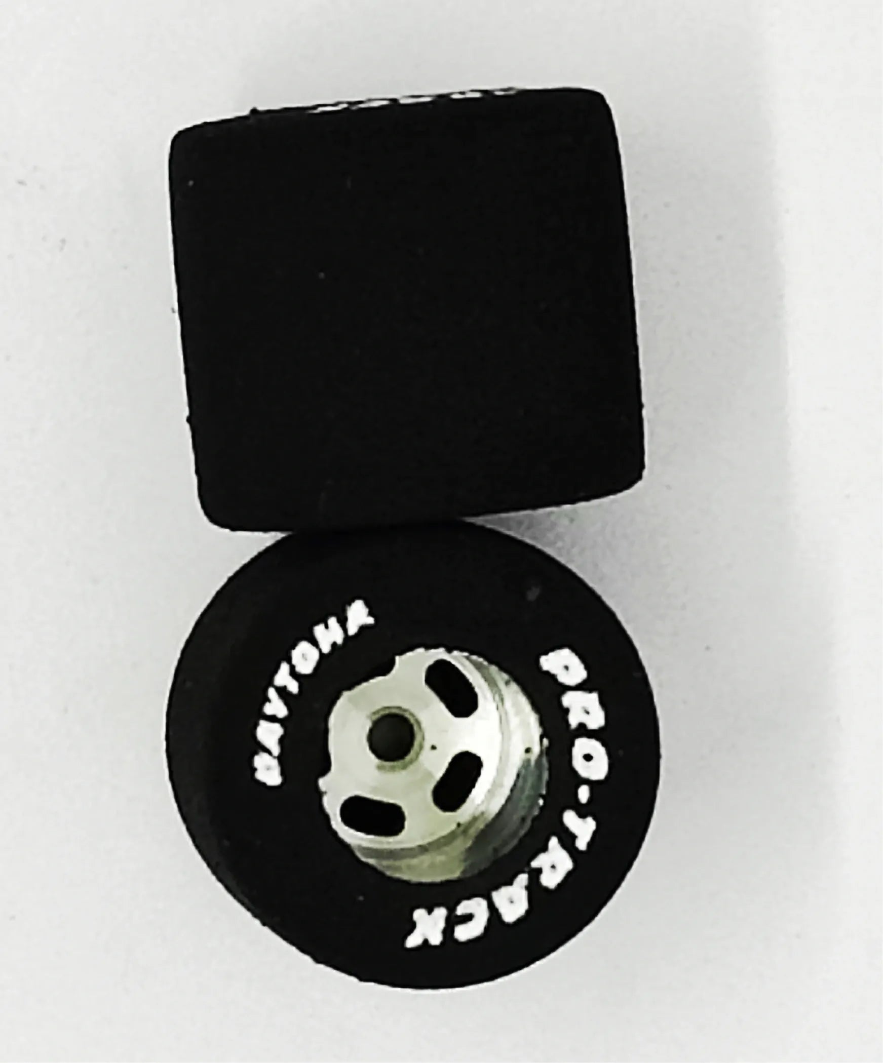 Pro-Track Rear Tires 7/8" (22.2mm) Diameter x 0.800" 3/32" axle Fish Rubber