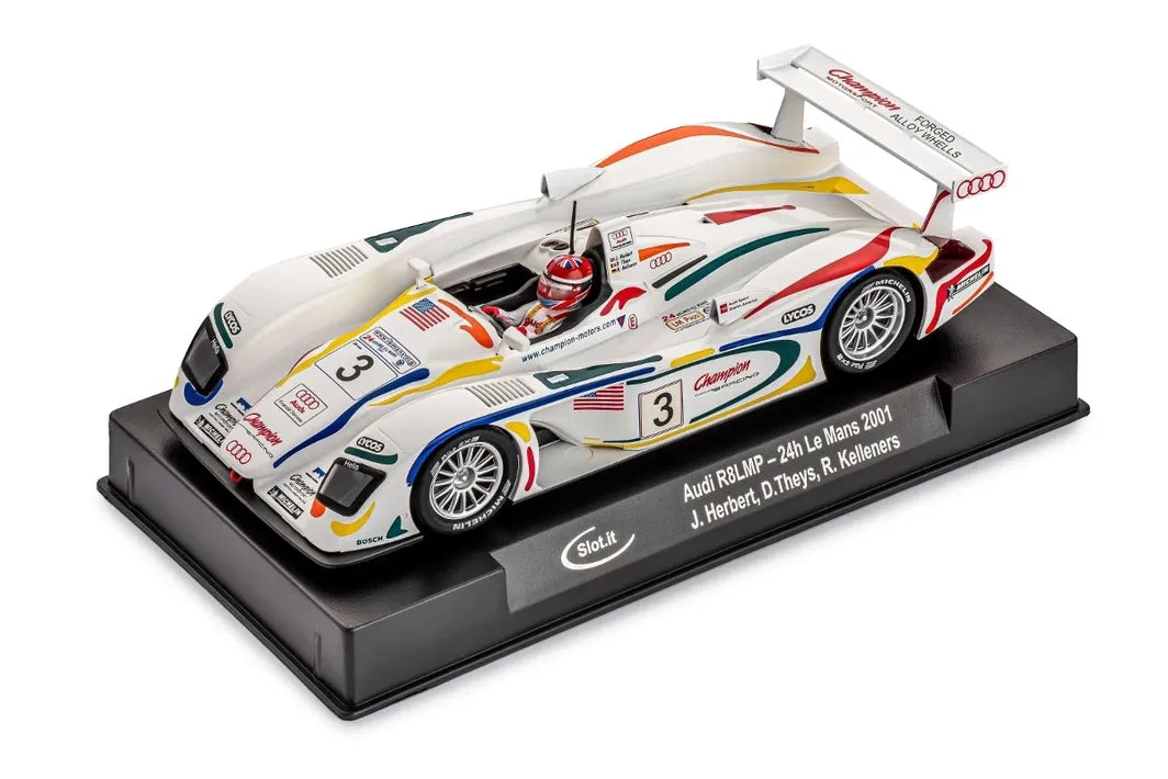 Slot.it 1/32 Analog RTR Car -Audi R8 #3 LeMans 2001 CA33d