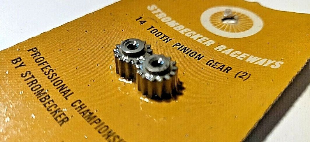 Gears, Strombecker Pinion Gear 14 tooth for 3/32" 0.0925" shaft. No. 8434