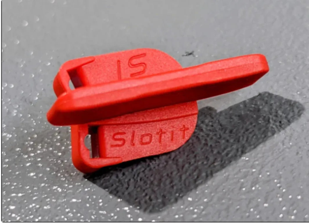 SlotInvasion Slot.it, high performance guide for Carrera & Wood Tracks